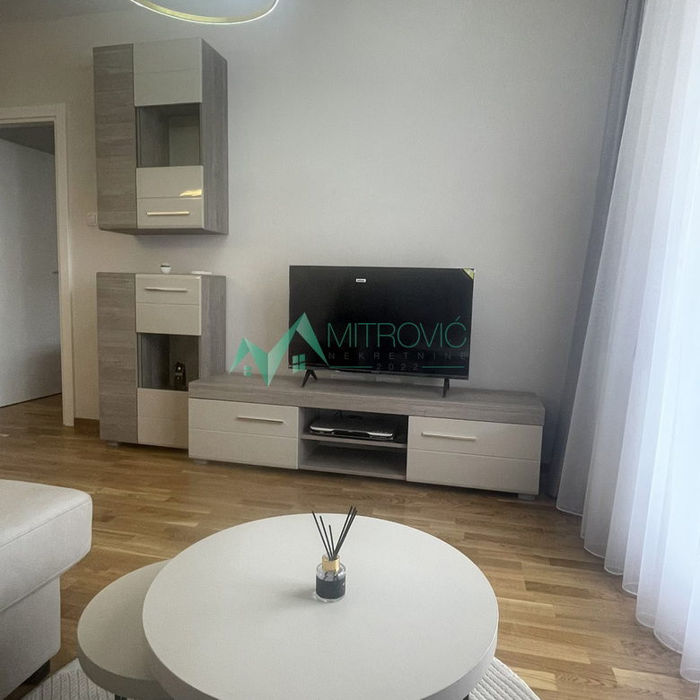 Stan Prodaja Novi Sad  43 m2