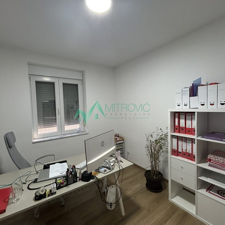 Lokal na prodaju, Veternička Rampa, Novi Sad, 427m², 2.800 €
