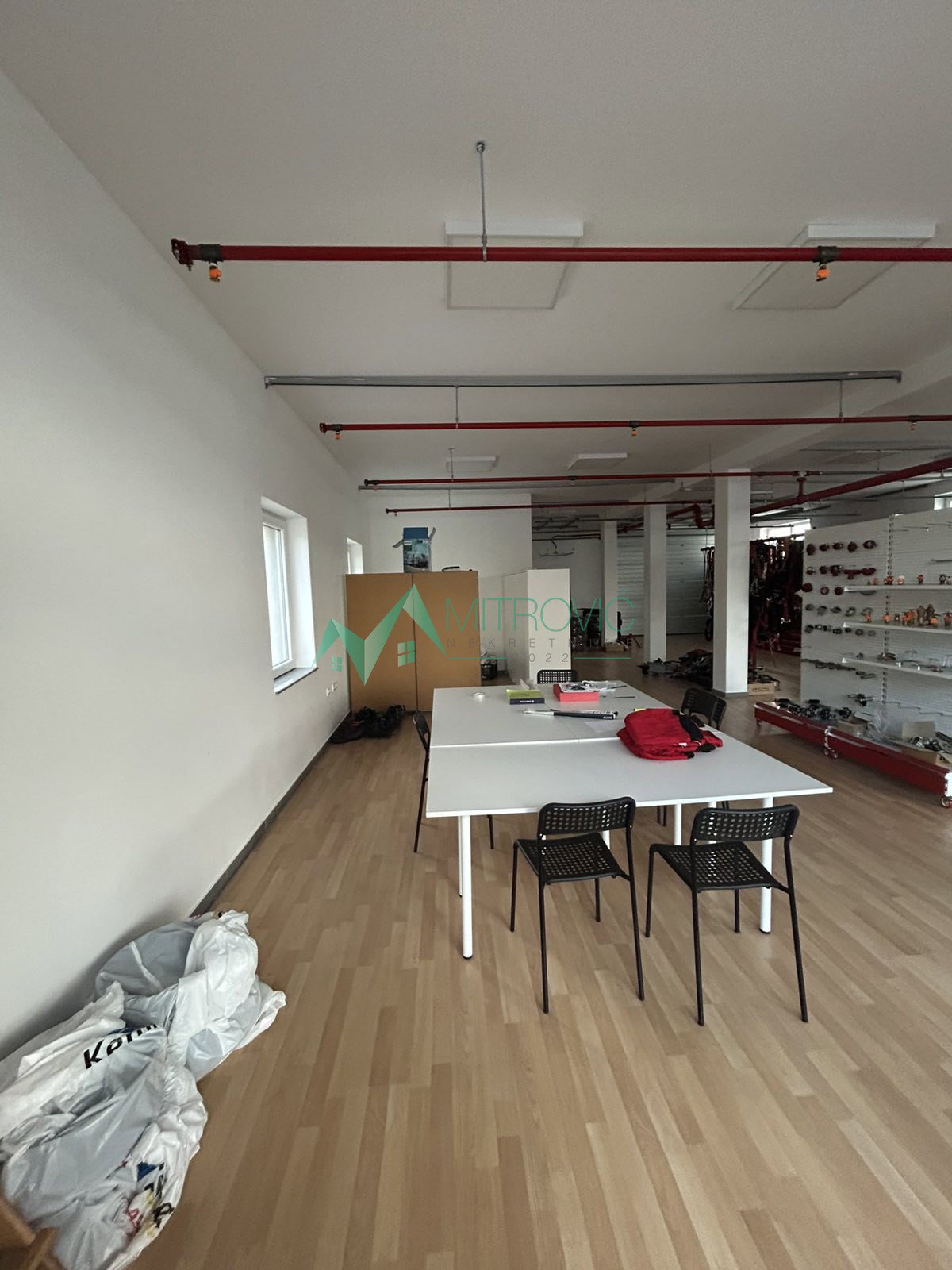 Lokal Prodaja Novi Sad Veternička Rampa 427 m2