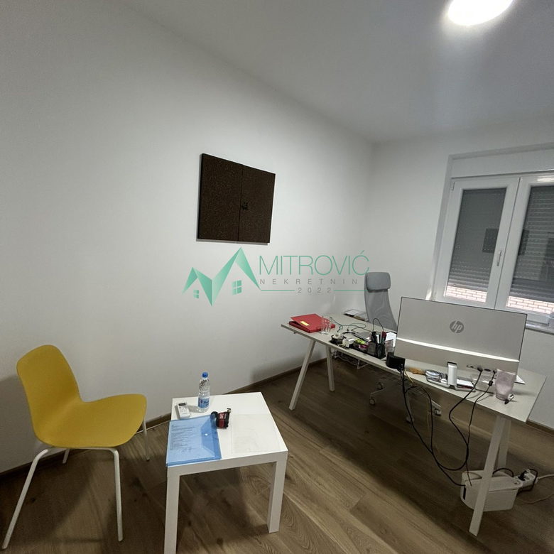Lokal Prodaja Novi Sad Veternička Rampa 427 m2