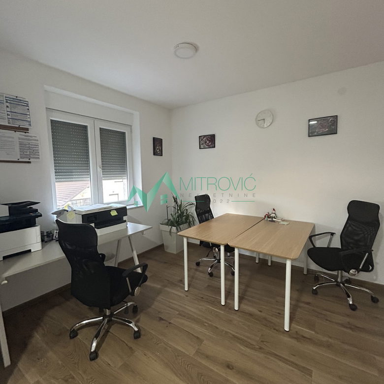 Lokal na prodaju, Veternička Rampa, Novi Sad, 427m², 2.800 €