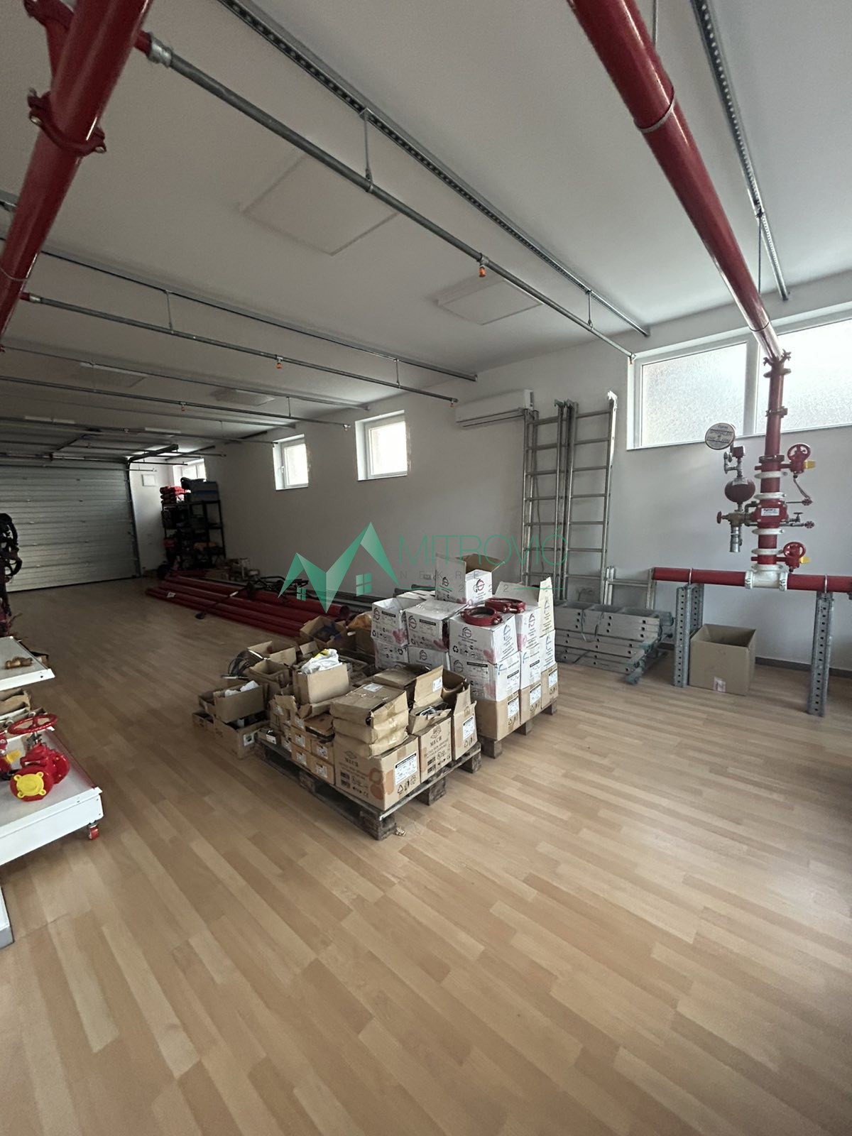 Lokal Prodaja Novi Sad Veternička Rampa 427 m2
