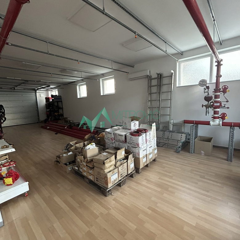 Lokal Prodaja Novi Sad Veternička Rampa 427 m2