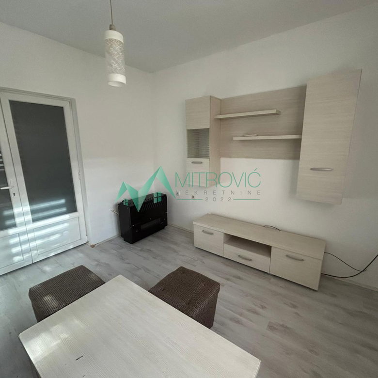 Stan Prodaja Novi Sad  40 m2