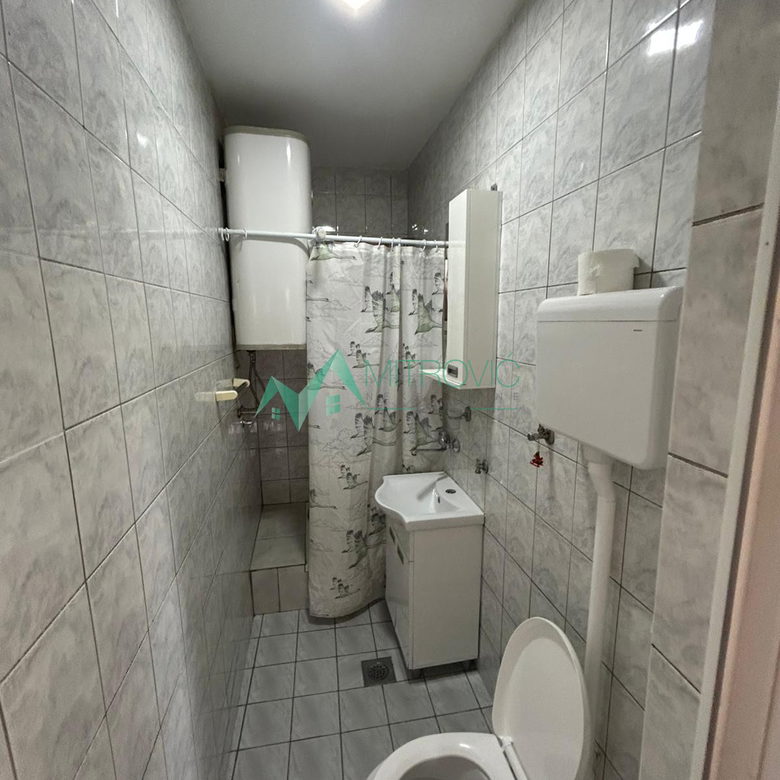 Stan Prodaja Novi Sad  40 m2