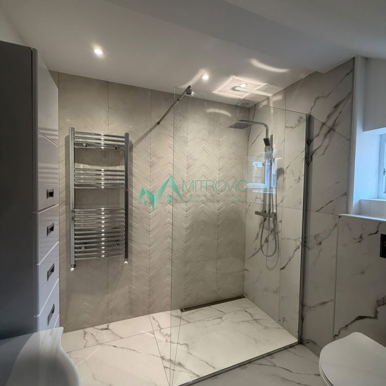 Garsonjera na prodaju, Veternik, Novi Sad, 90m², 500 €