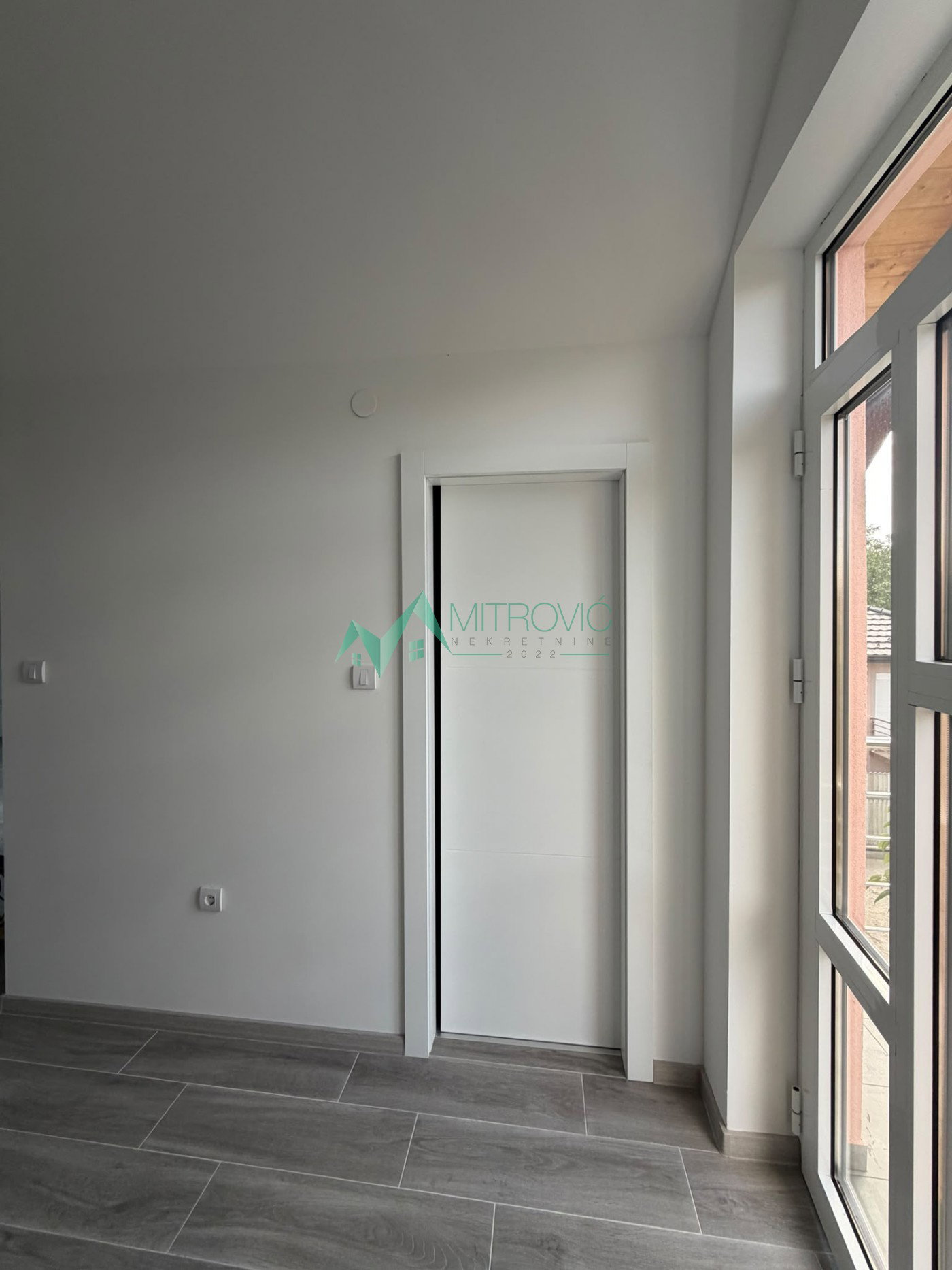 izdavanje-veternik-9102467-ljkxk Garsonjera na prodaju, Veternik, Novi Sad, 90m², 500 €