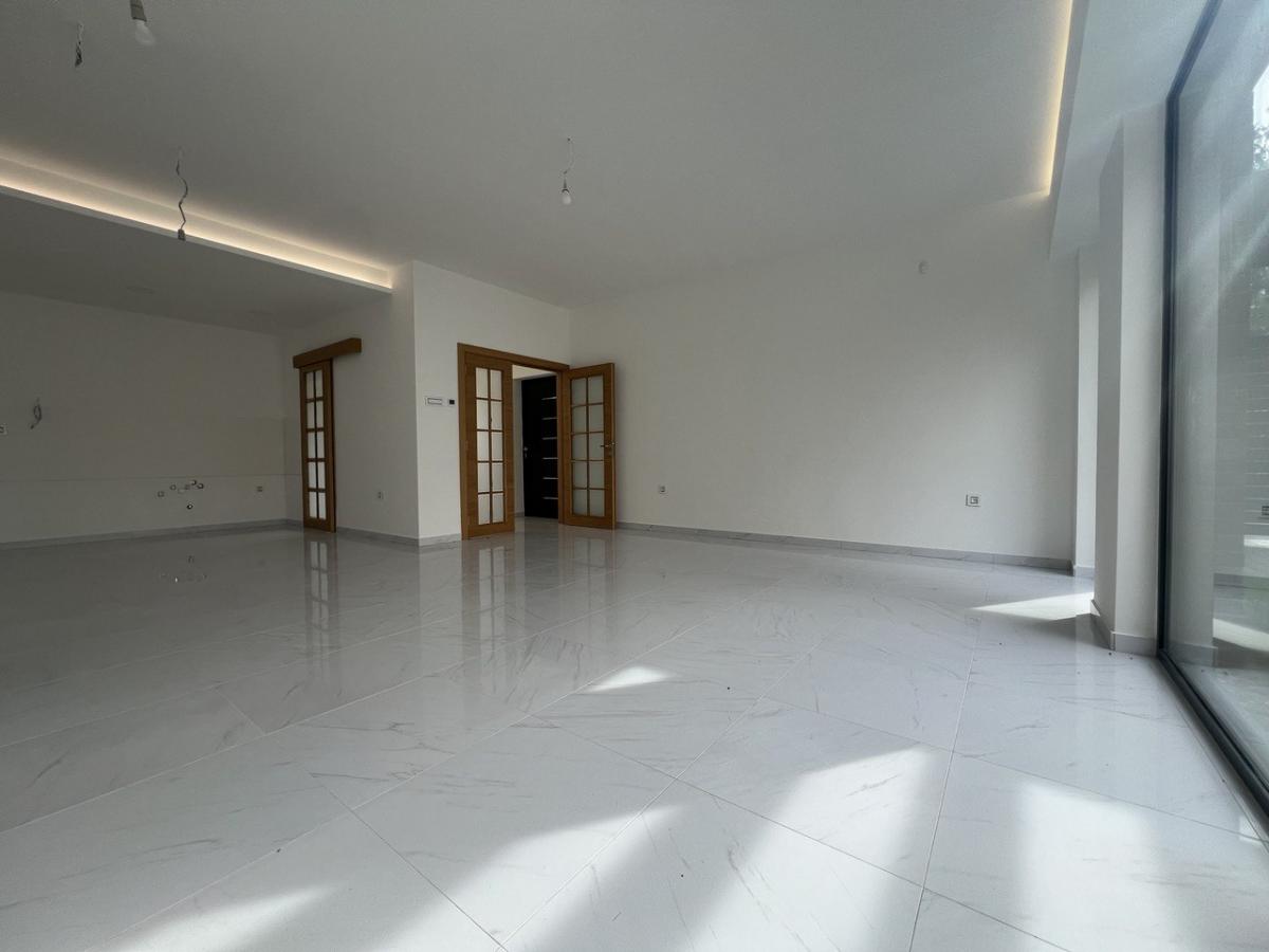 Kuća Prodaja Novi Sad Popovica 181 m2