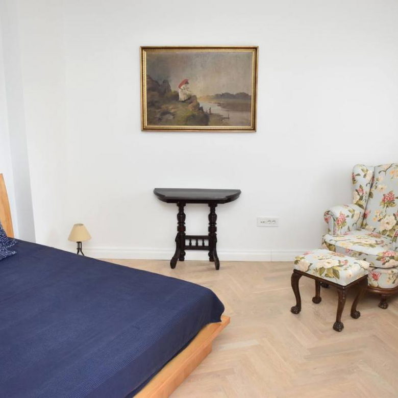 Trosoban stan za izdavanje, Centar, Novi Sad, 93m², 1.200 €/mes