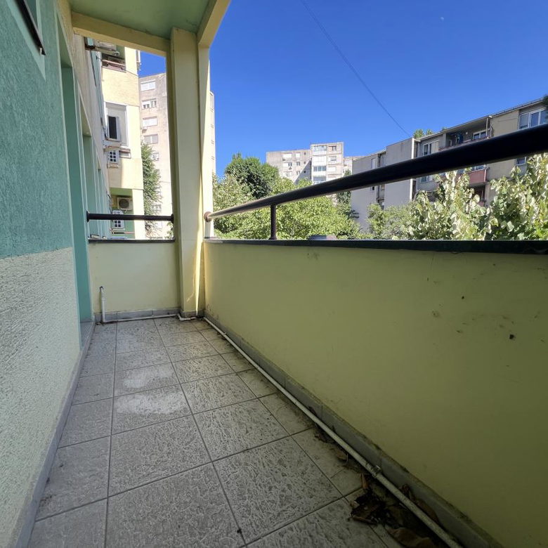 Lokal za izdavanje, Liman 1, Novi Sad, 220m², 2.420 €/mes