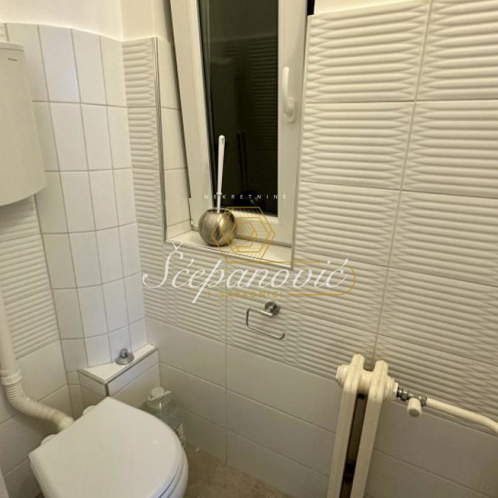 Trosoban stan na prodaju, Centar, Novi Sad, 112m², 289.000 €