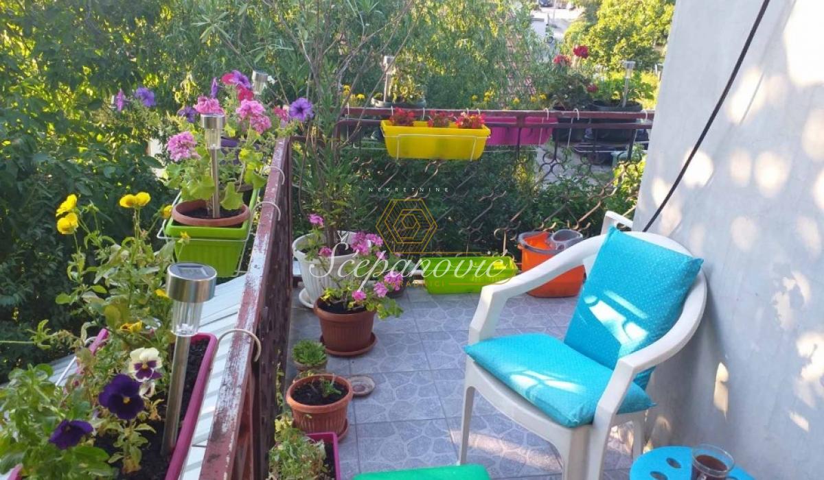 kuca-izdavanje-0XQQ8MuaH6 Kuća na prodaju, Čardak, Novi Sad, 57m², 200.000 €