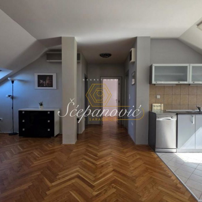 Stan Prodaja Novi Sad  55 m2