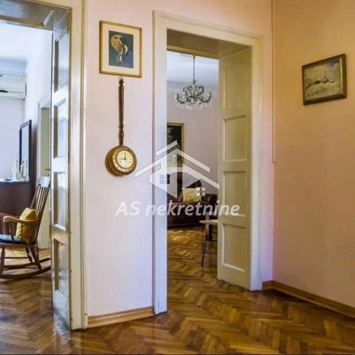Stan Izdavanje Beograd Skadarlija 65 m2