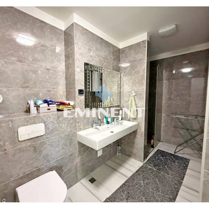 Četvorosoban stan na prodaju, A Blok – Blok 67a, Beograd, 128m², 525.000 €
