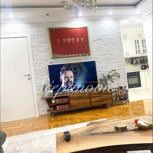 Stan Prodaja Novi Sad  73 m2