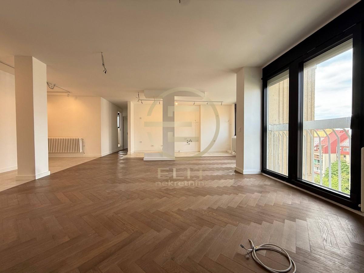 Stan Prodaja Novi Sad  100 m2