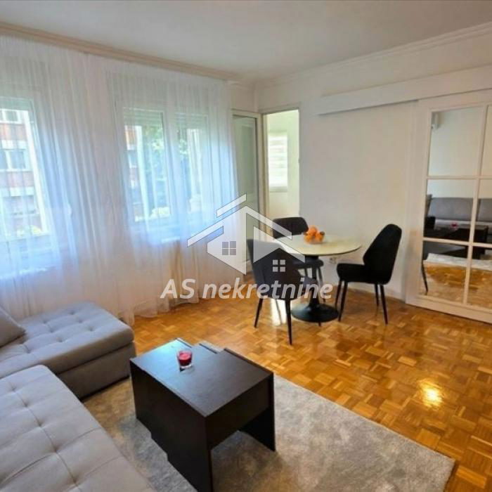 Stan Izdavanje Beograd Slavija 46 m2