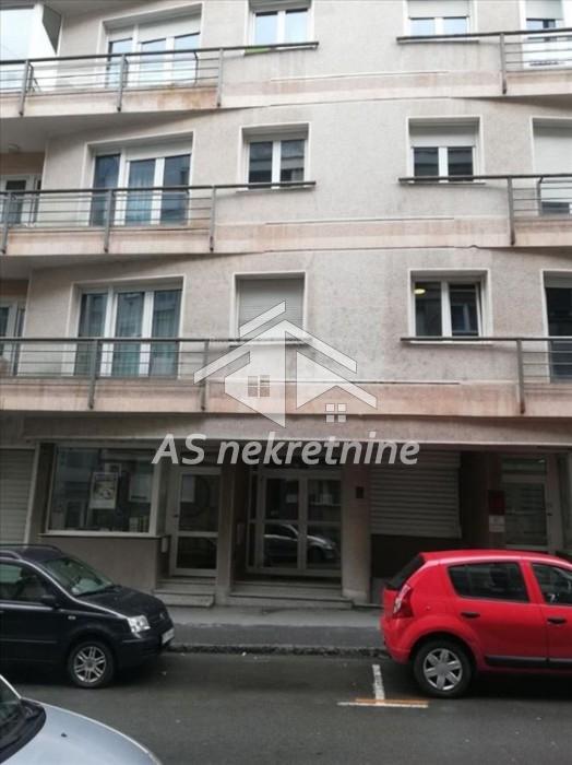 kuca-izdavanje-9DrXwdOnu0 Četvorosoban stan za izdavanje, Slavija, Beograd, 130m², 2.000 €/mes