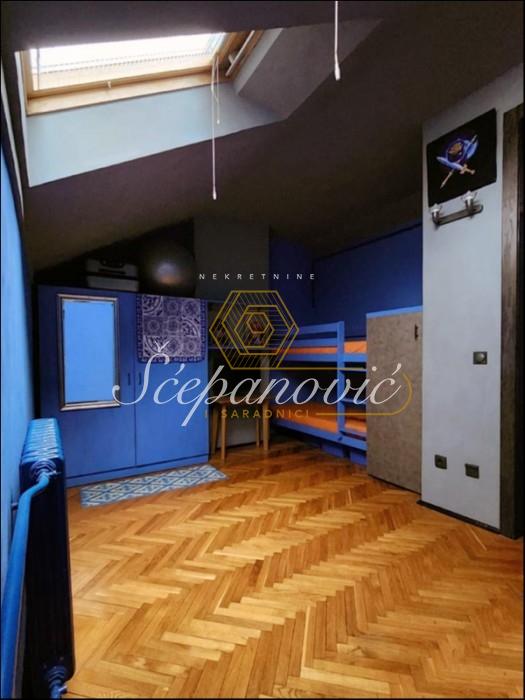 Četvorosoban stan na prodaju, Bulevar Oslobođenja, Novi Sad, 82m², 158.000 €