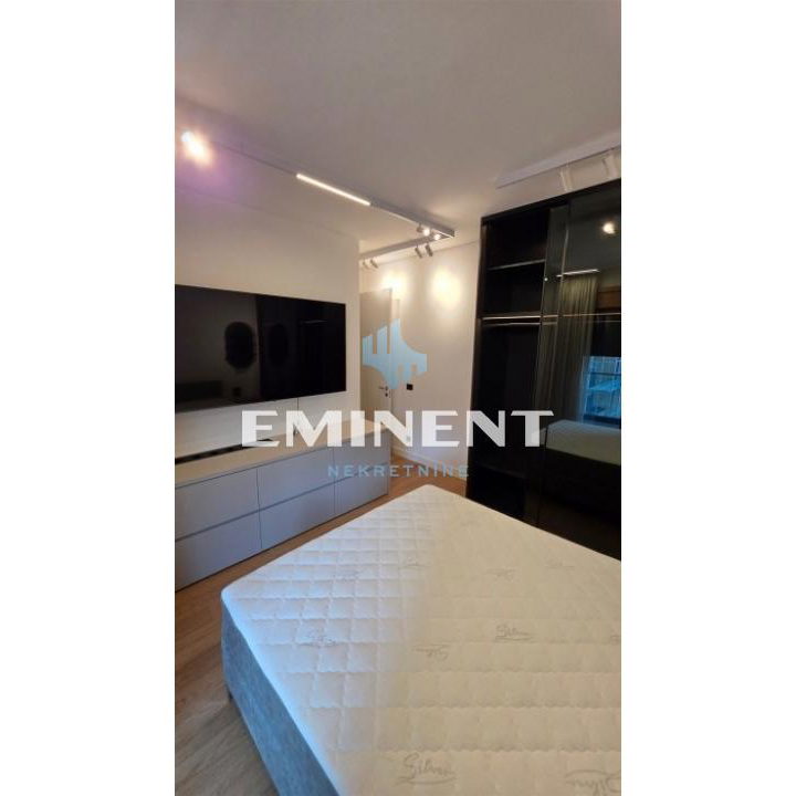 Stan Izdavanje Beograd Centar (Savski Venac) 95 m2