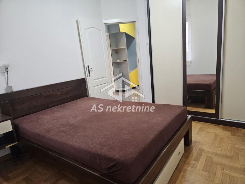 Trosoban stan za izdavanje, Bulbulder, Beograd, 63m², 900 €/mes