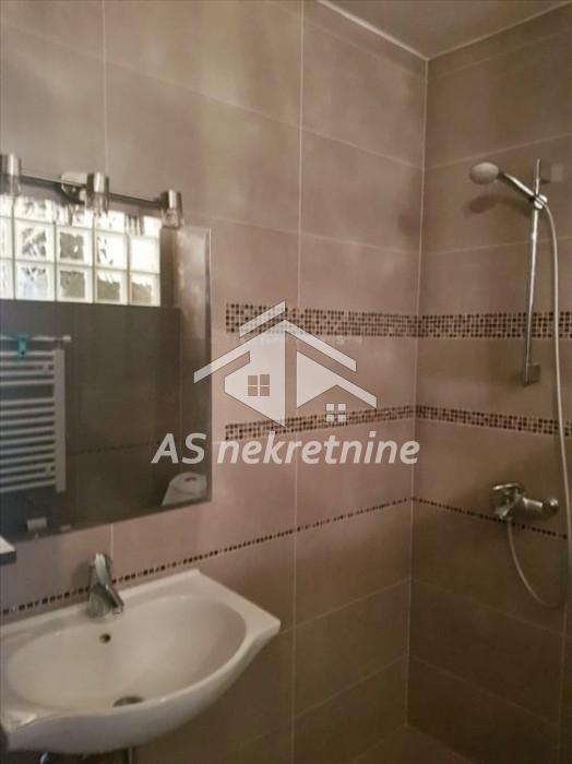 Trosoban stan za izdavanje, Blok 23, Beograd, 73m², 7. sprat, 950 €/mes