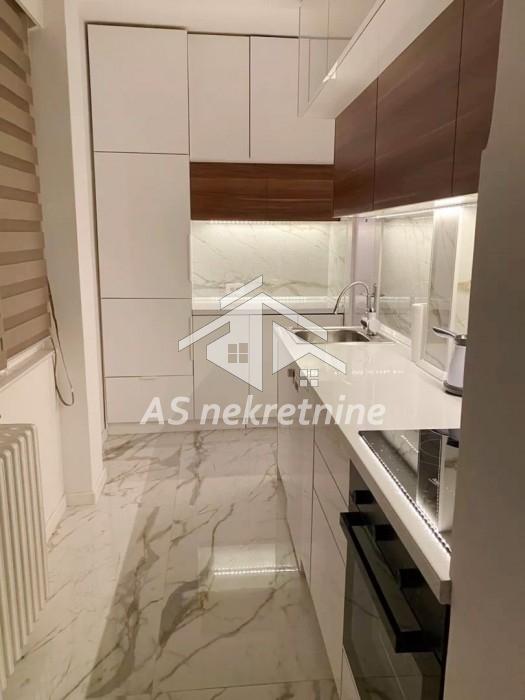 Stan Izdavanje Beograd Hram Svetog Save 58 m2