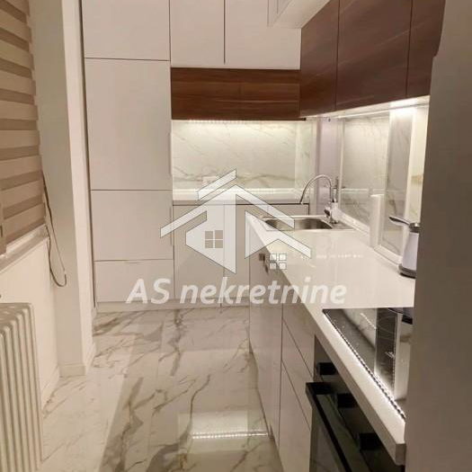 Stan Izdavanje Beograd Hram Svetog Save 58 m2