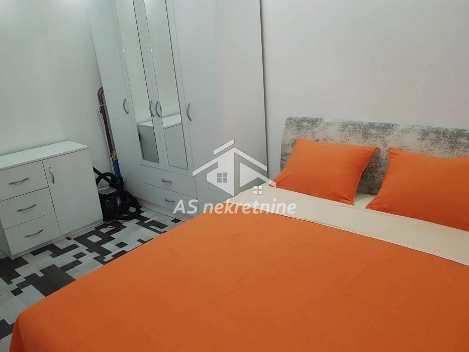 kuca-izdavanje-E9Z02nKUDv Dvosoban stan za izdavanje, Trg Republike, Beograd, 50m², 800 €/mes