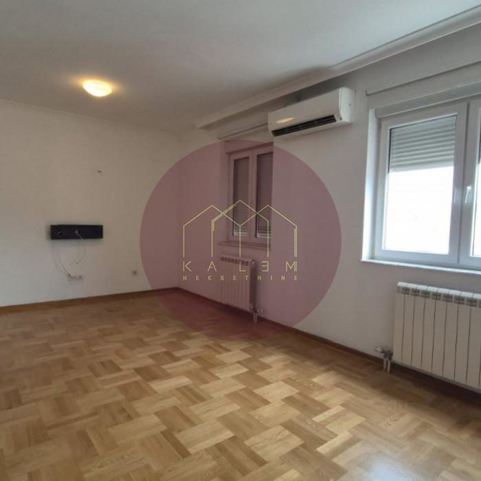 Stan Prodaja Beograd Lekino Brdo 108 m2