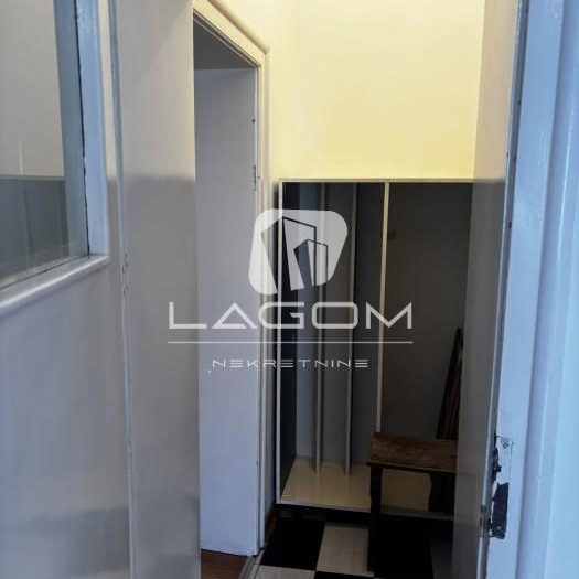 Trosoban stan za izdavanje, Knez Mihailova, Beograd, 89m², 1.400 €/mes