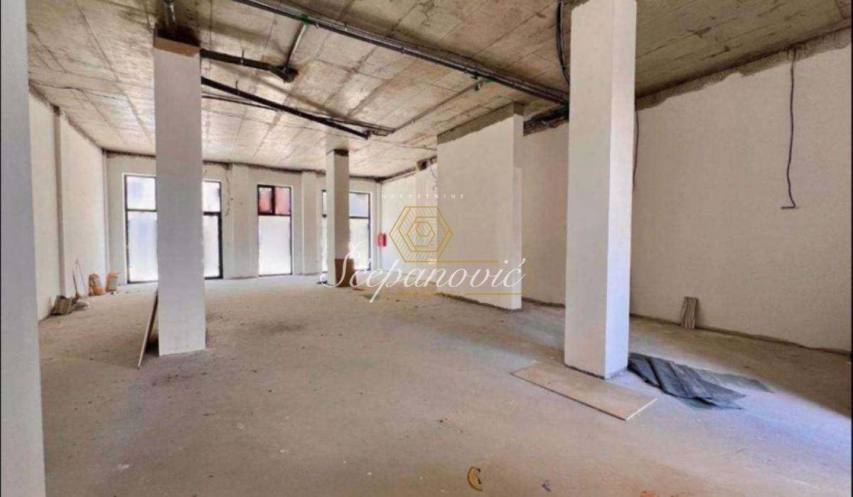 kuca-izdavanje-GCFPOzxhyR Lokal Prodaja Novi Sad Nova Detelinara 122 m2