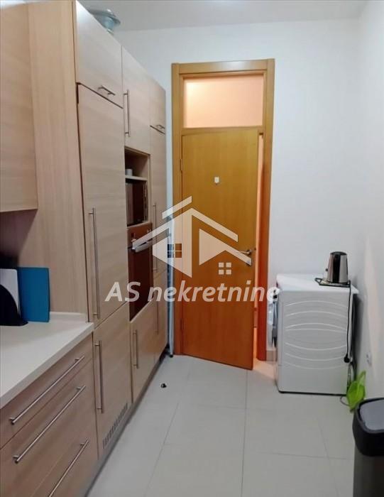 kuca-izdavanje-JSbpF3xi9n Trosoban stan za izdavanje, Dedinje, Beograd, 98m², 1.300 €/mes