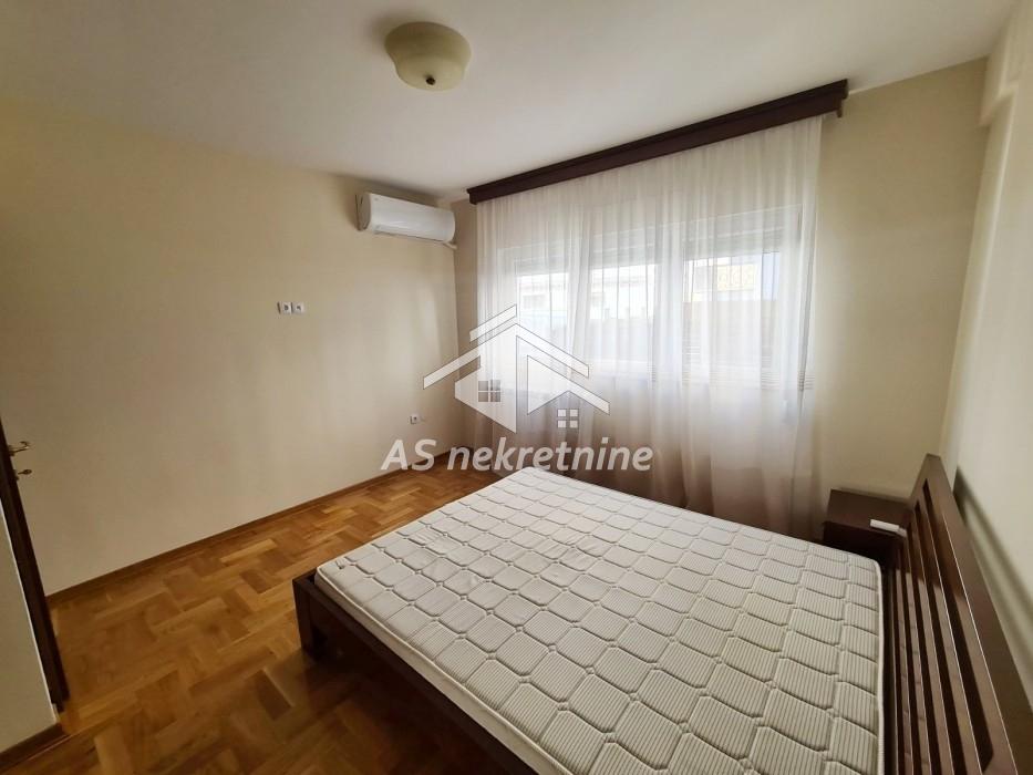 Stan Izdavanje Beograd Stan Izdavanje Beograd Hram Svetog Save 78 m2
