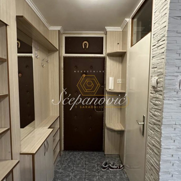 Stan Izdavanje Novi Sad Liman 3 74 m2