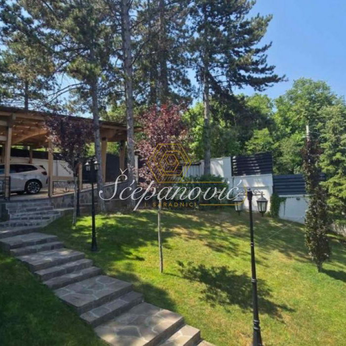 Kuća na prodaju, Popovica, Novi Sad, 388m², 1.490.000 €