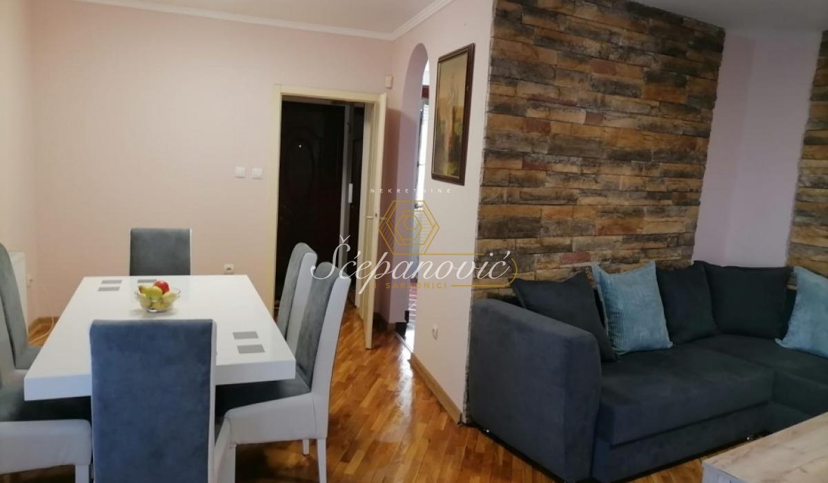 Stan Prodaja Novi Sad  71 m2