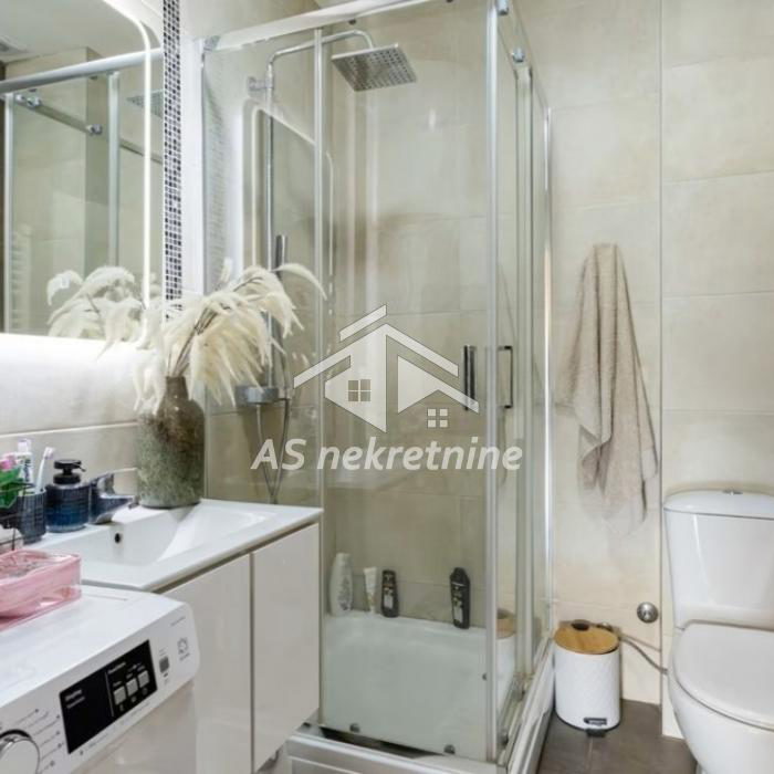 Četvorosoban stan na prodaju, Gornji Grad, Beograd, 73m², 210.000 €
