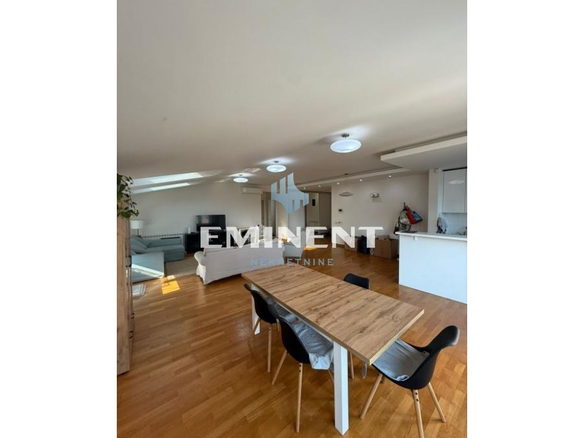 Stan Izdavanje Beograd Senjak 157 m2