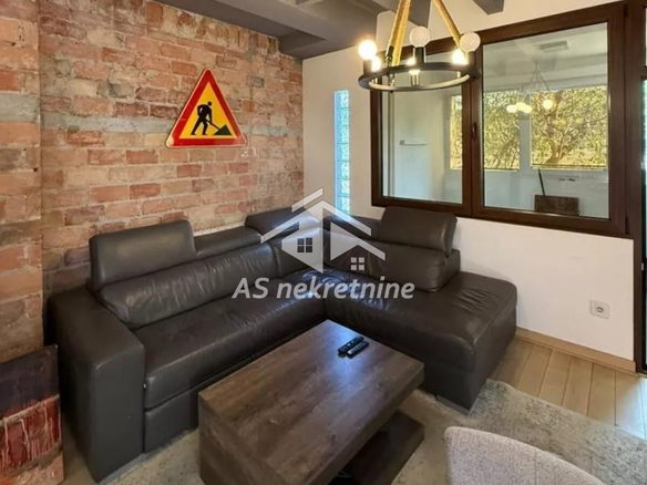 Stan Izdavanje Beograd Blok 22 91 m2