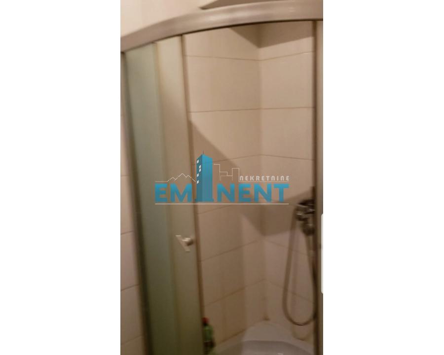 Kuća za izdavanje, Dedinje, Beograd, 220m², 2.000 €/mes