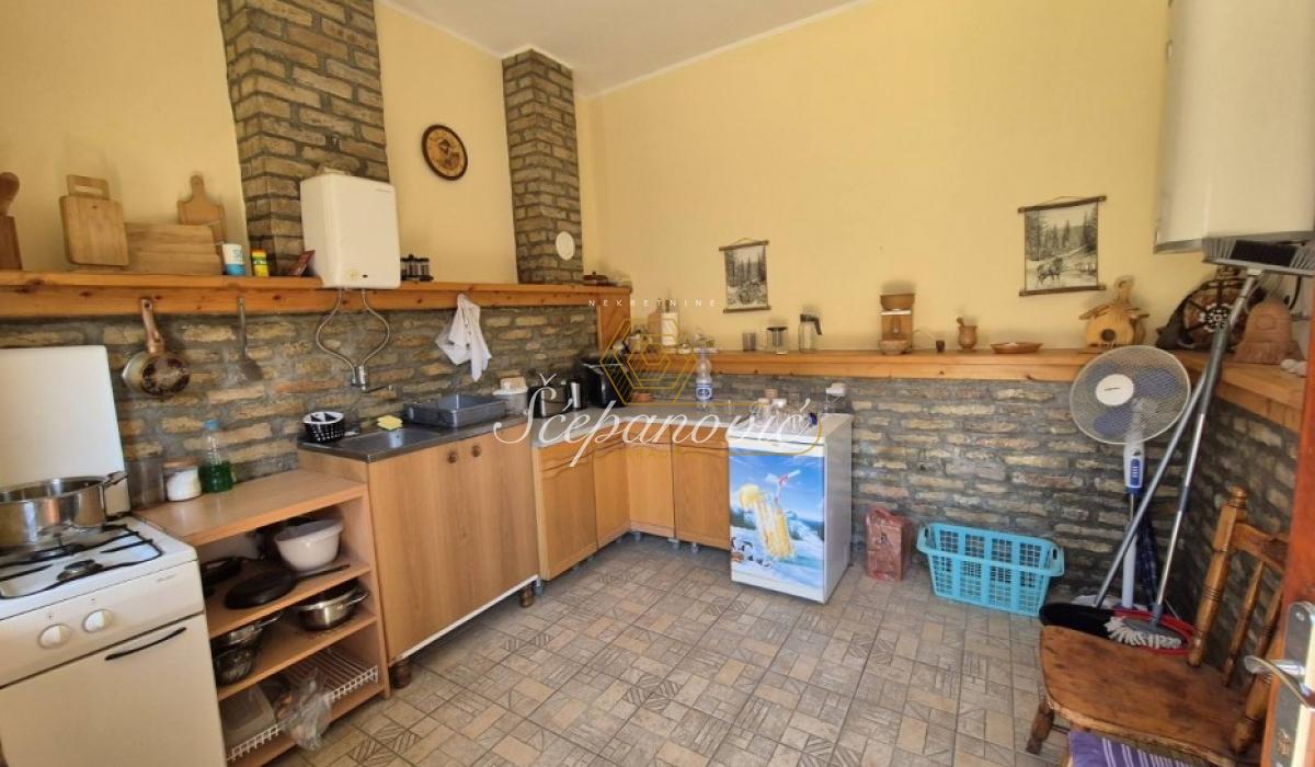 Kuća na prodaju, Bački Gračac, Odžaci, 430m², 145.000 €