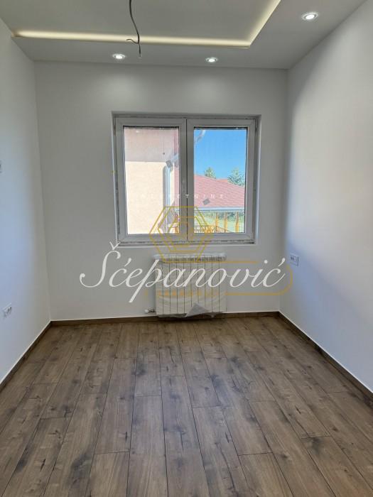 kuca-izdavanje-beograd-0GJVFZh5Xr Kuća Prodaja Novi Sad 226 m2