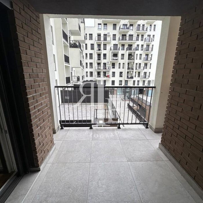Trosoban stan na prodaju, Tošin Bunar, Beograd, 84m², 335.840 €