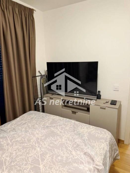 Stan Izdavanje Beograd Južni Bulevar 55 m2