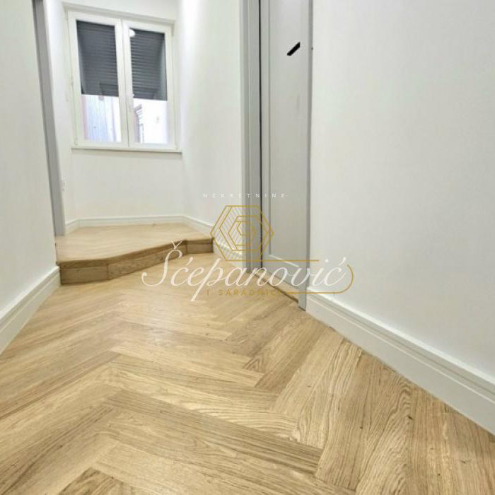 Stan Prodaja Novi Sad  75 m2