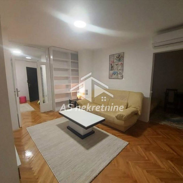 Stan Izdavanje Beograd Slavija 62 m2