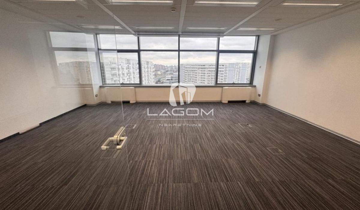 Lokal za izdavanje, Blok 67 – Belville, Beograd, 838m², 8. sprat, 15.595 €/mes
