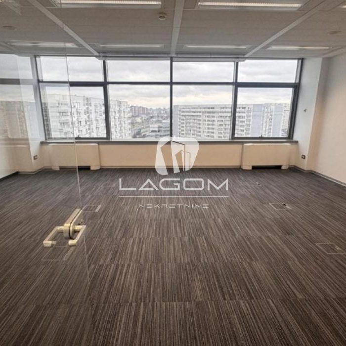 Lokal za izdavanje, Blok 67 – Belville, Beograd, 838m², 8. sprat, 15.595 €/mes